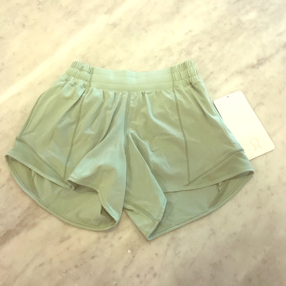 Lululemon Hotty Hot Short II Long